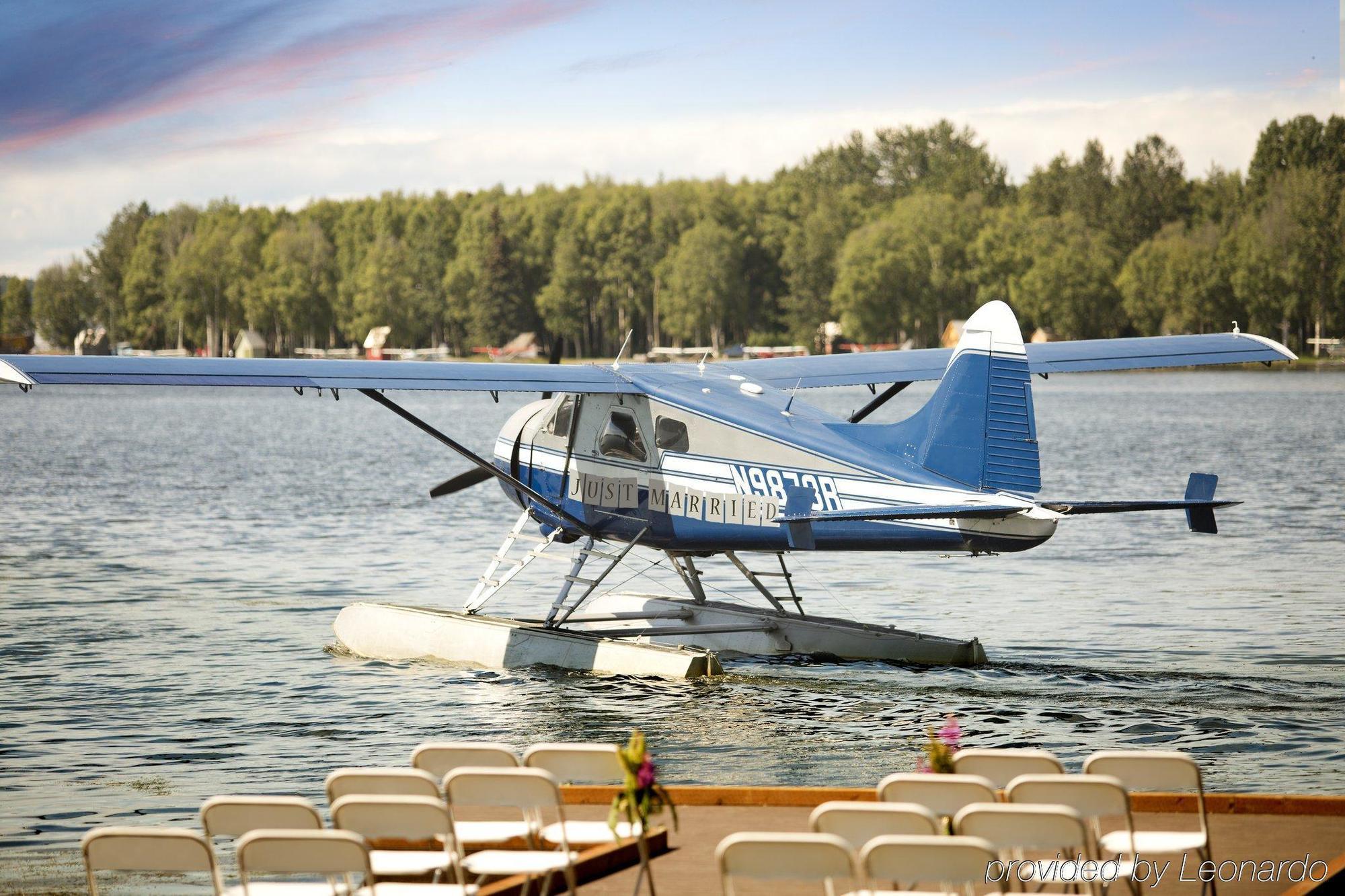 The Lakefront Anchorage Luaran gambar