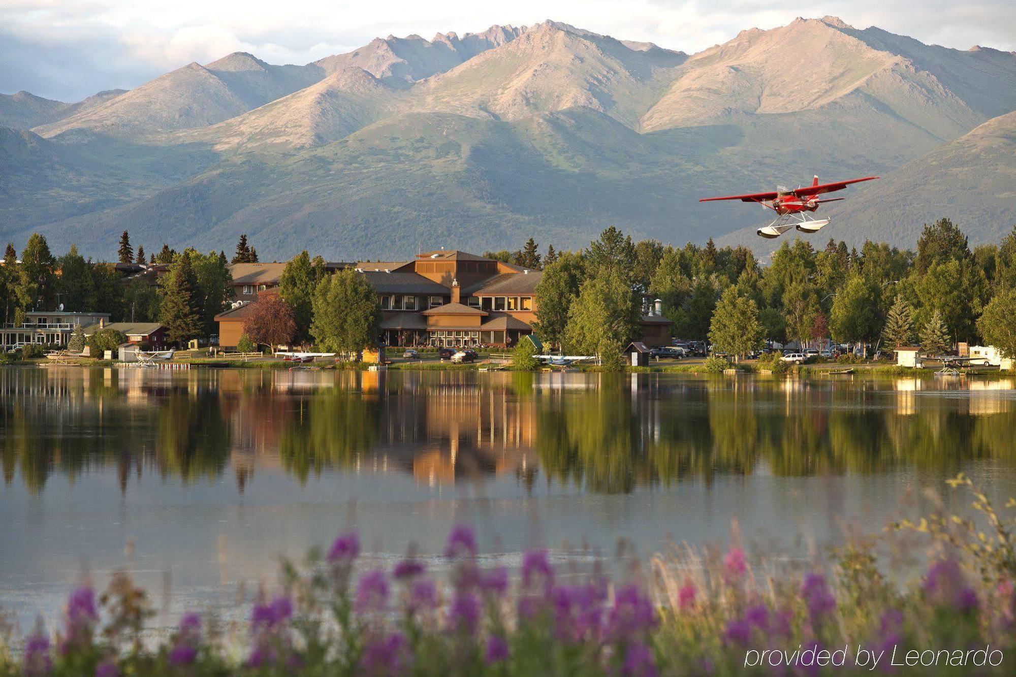The Lakefront Anchorage Luaran gambar